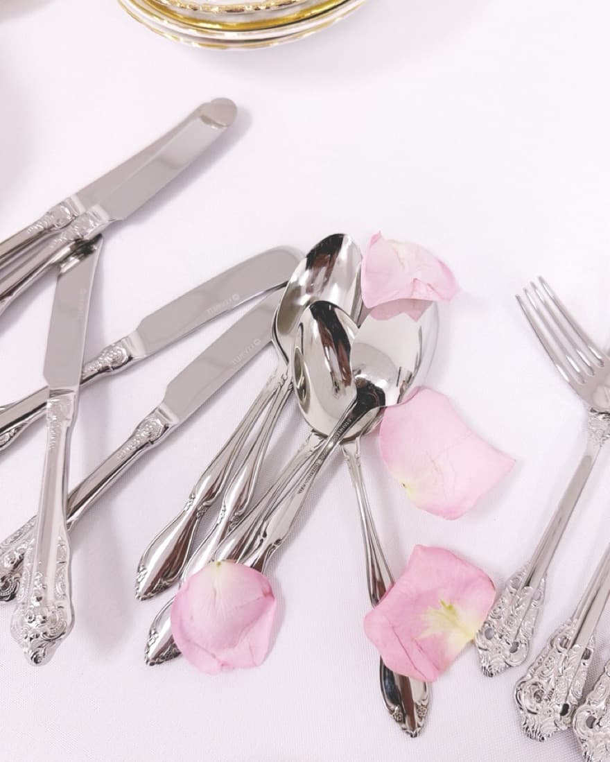 12 Elegant Silverware Sets  - Image 1