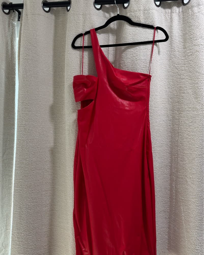 Sexy Red Dress - Image 3