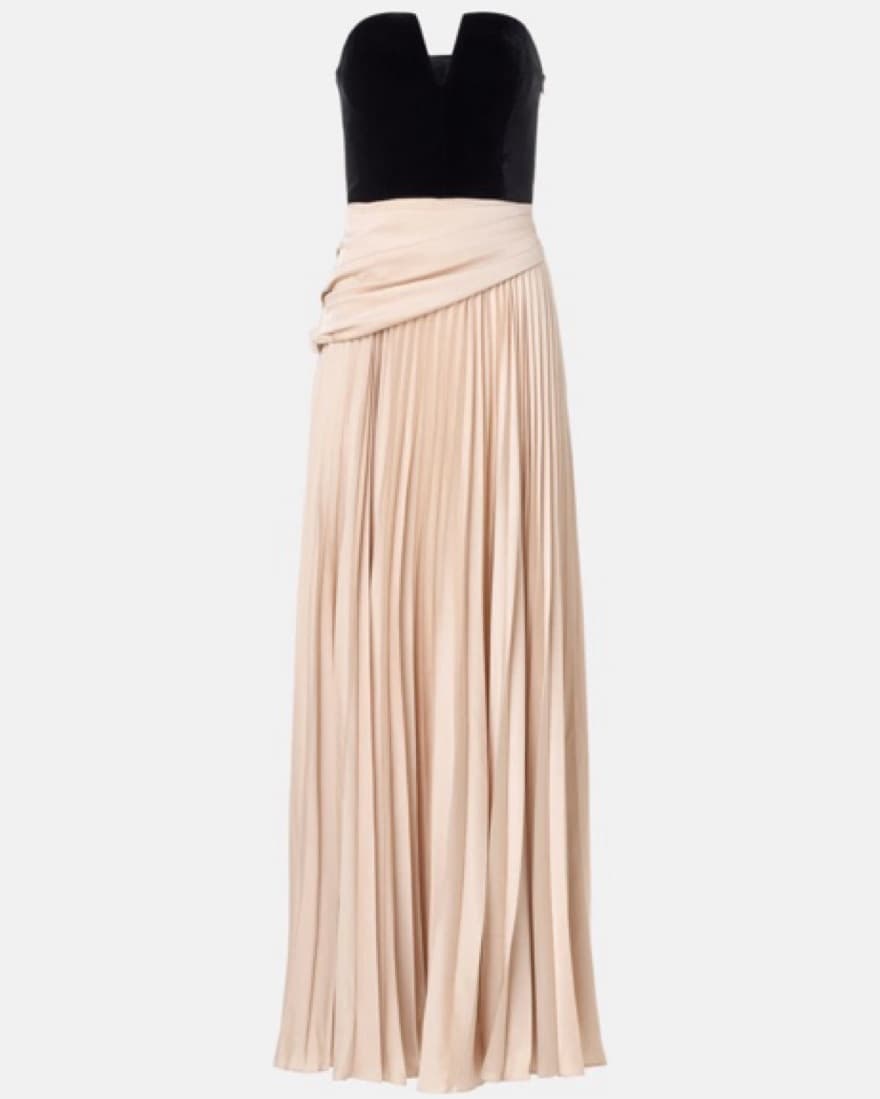 Et Ochs Gown - Image 3