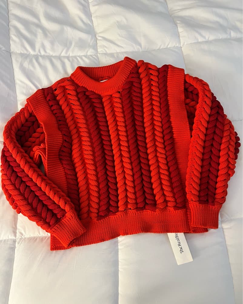 Aknvas Sweater - Image 2