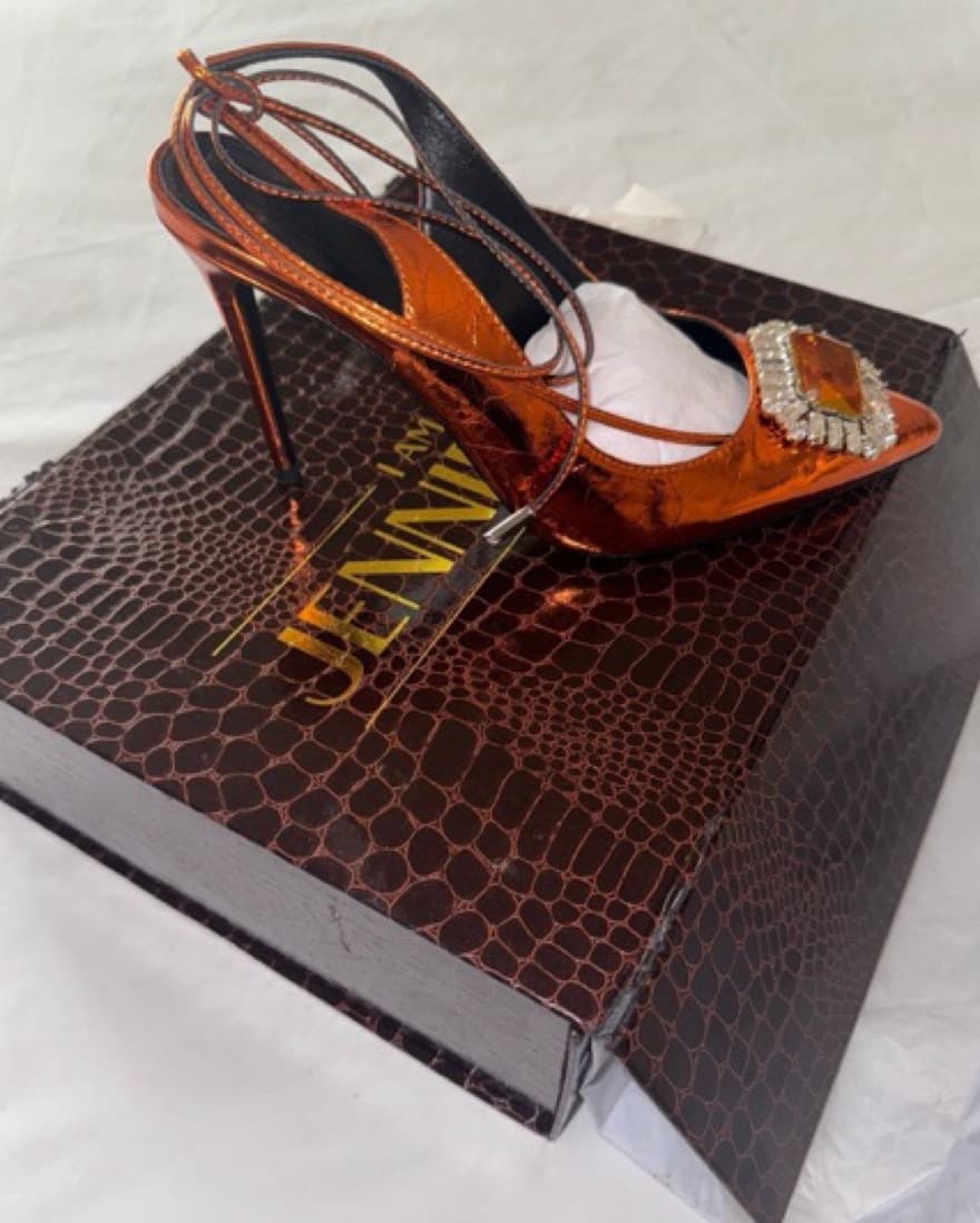 iamjenniferle caico pumps - Image 3