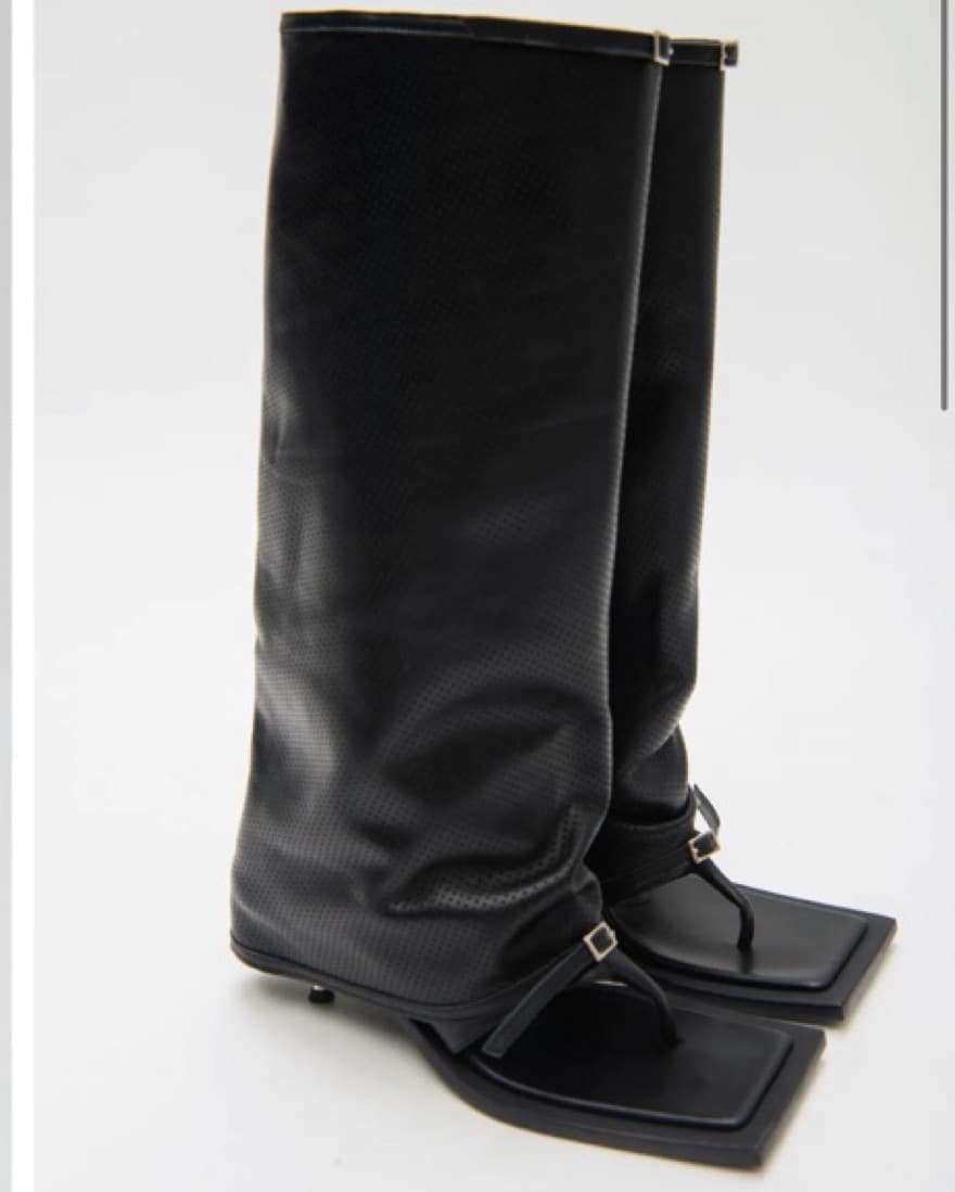 Fidan Novruzova Kaia Thong Boots Size 39 - Image 4