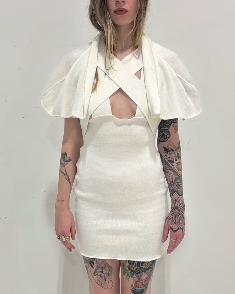 JUNIOR GAULTIER WHITE DRESS WITH SHAWL - Image 1
