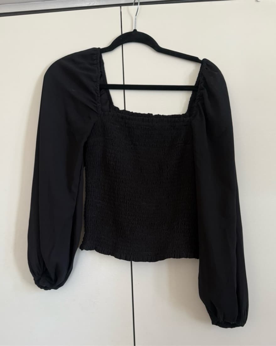 A&F Long Sleeve Pleated Top - Image 3
