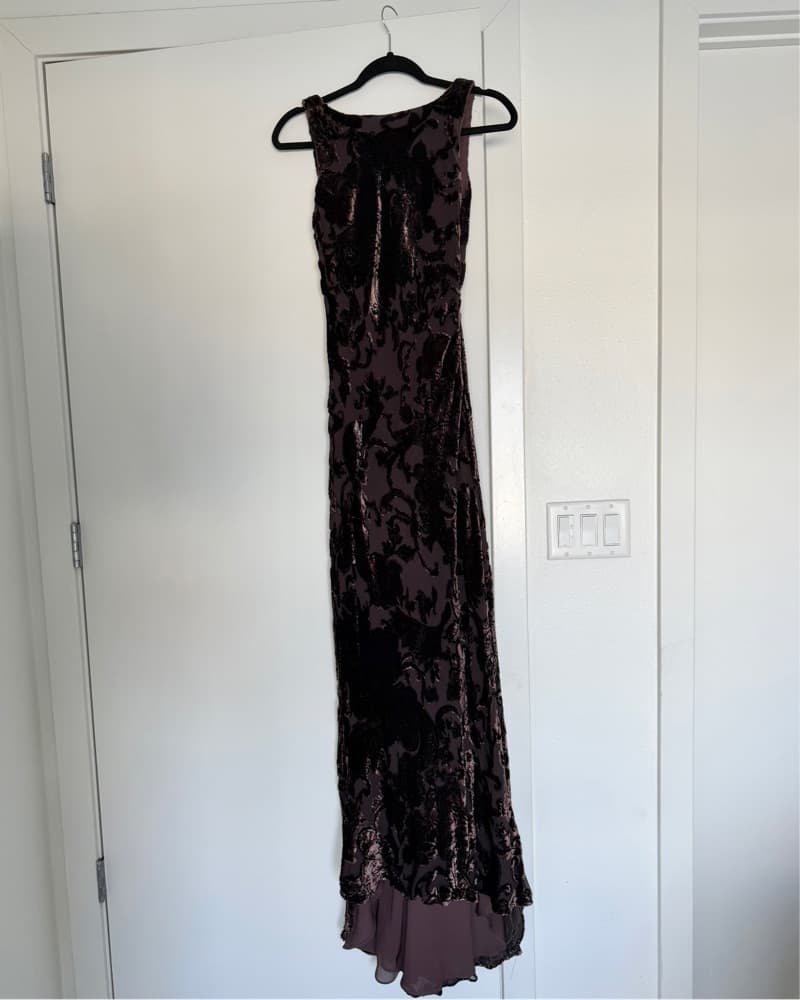 Kay Unger Deep Purple Velvet Gown  - Image 1
