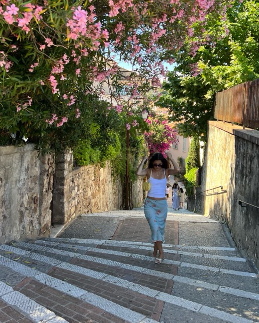 Bella Venice Floral Skirt  - Image 2