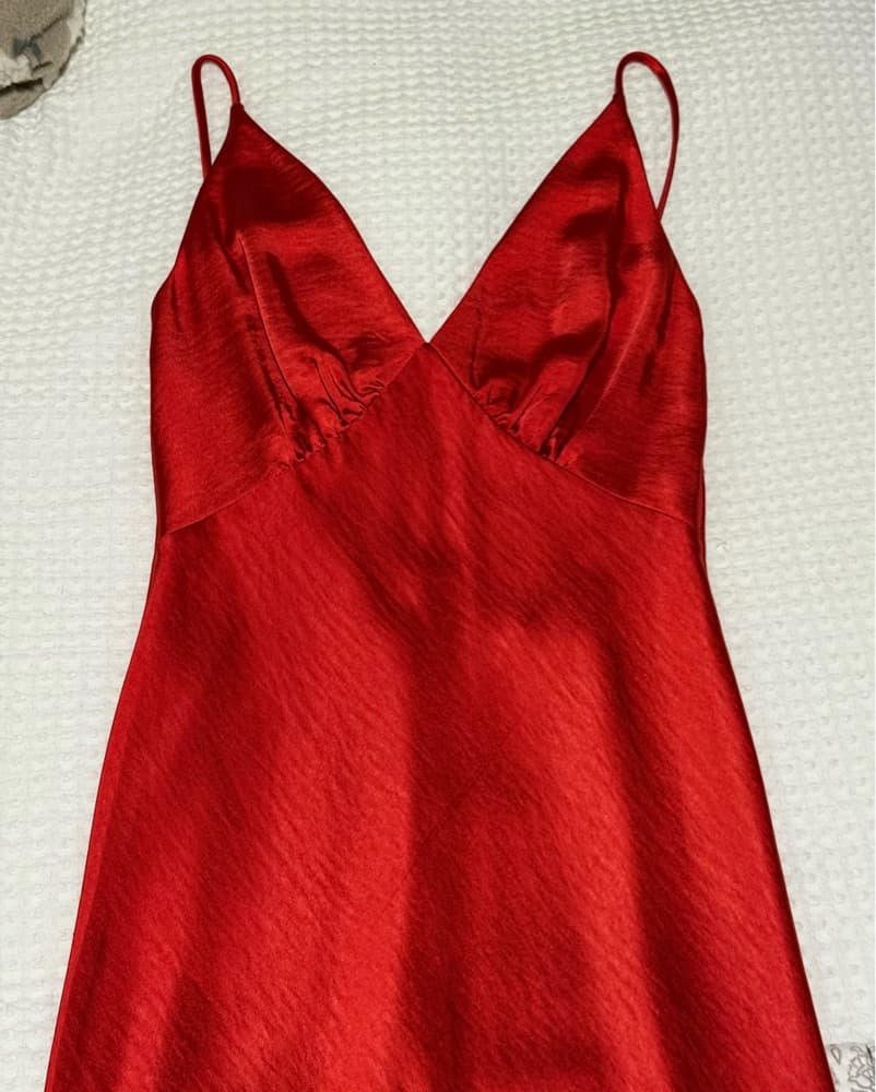 Moondance V Maxi Dress in Crimson - Image 5