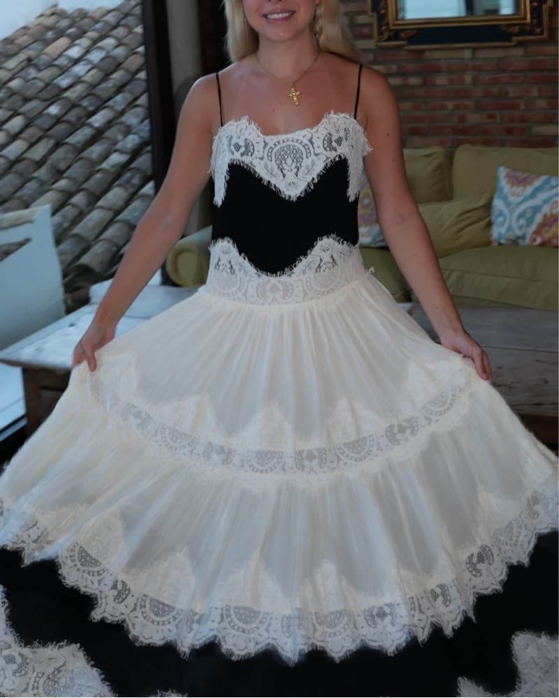 Black And White Lace Dress  - Image 4