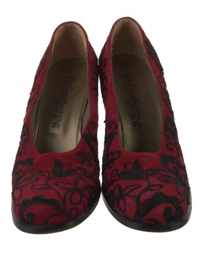 Elegant Floral Floral Embroidery Pumps - Image 1