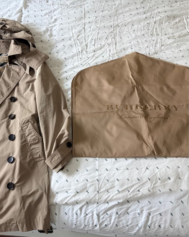 Classic Burberry Trench Coat - Image 3