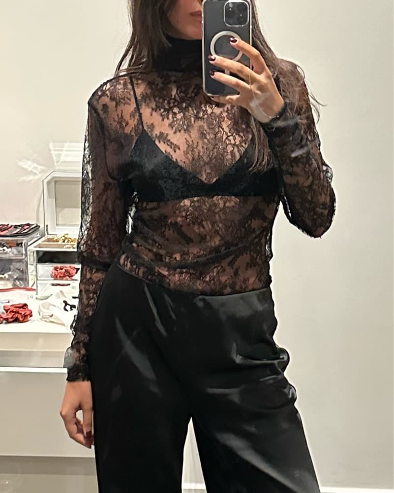 NBD Love Sleeve Turtle Neck Lace Top! - Image 4
