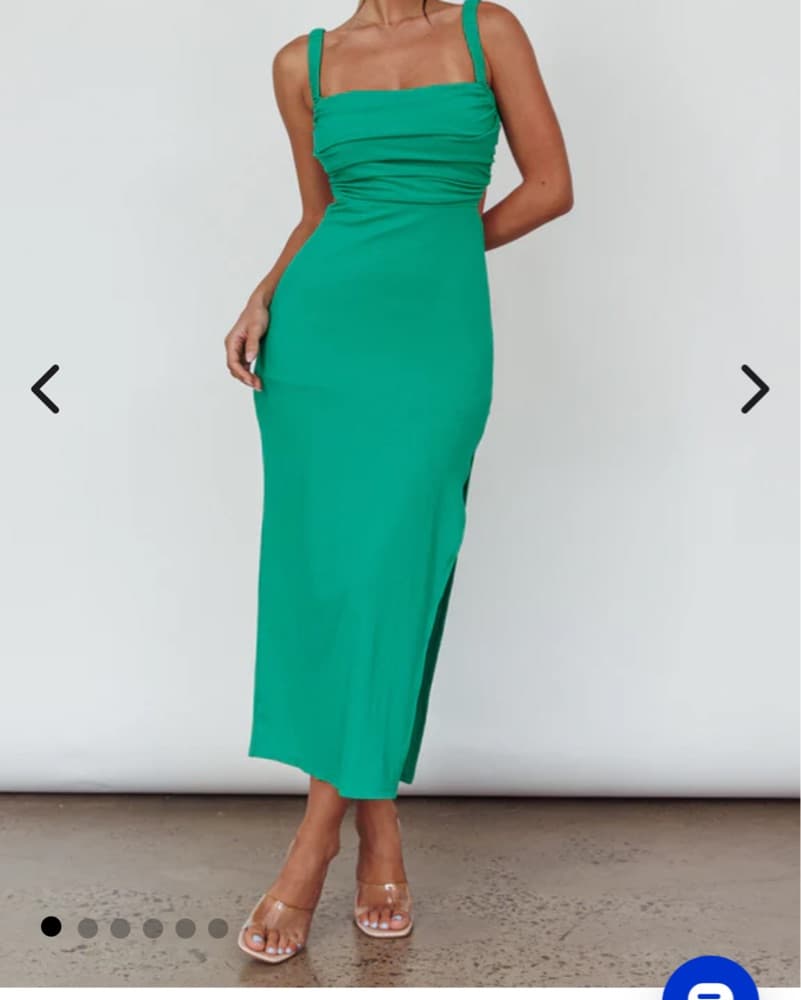 Elegant Emerald Green Maxi Dress - Image 3