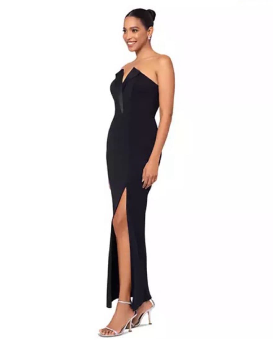 Black Betsy & Adam Strapless Tuxedo Gown - Image 4