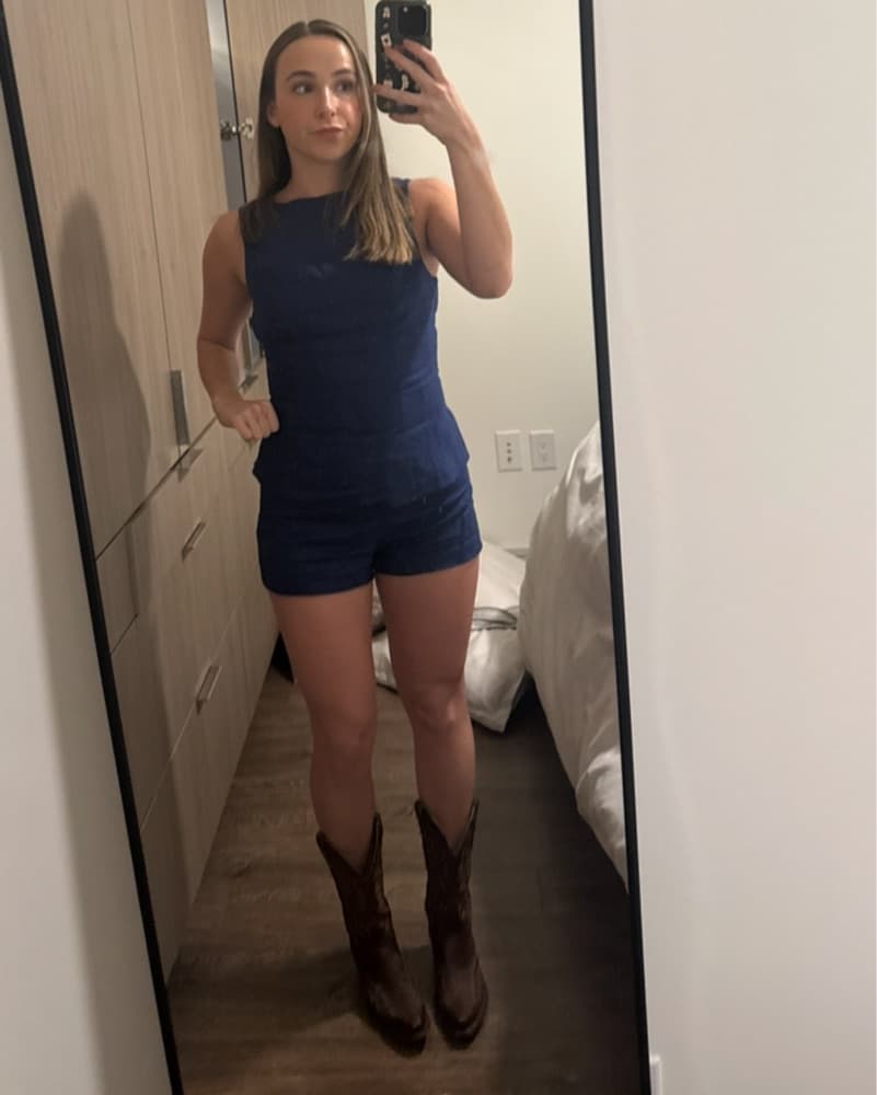 Reformation Eliana Blue Shorts Set - Image 4