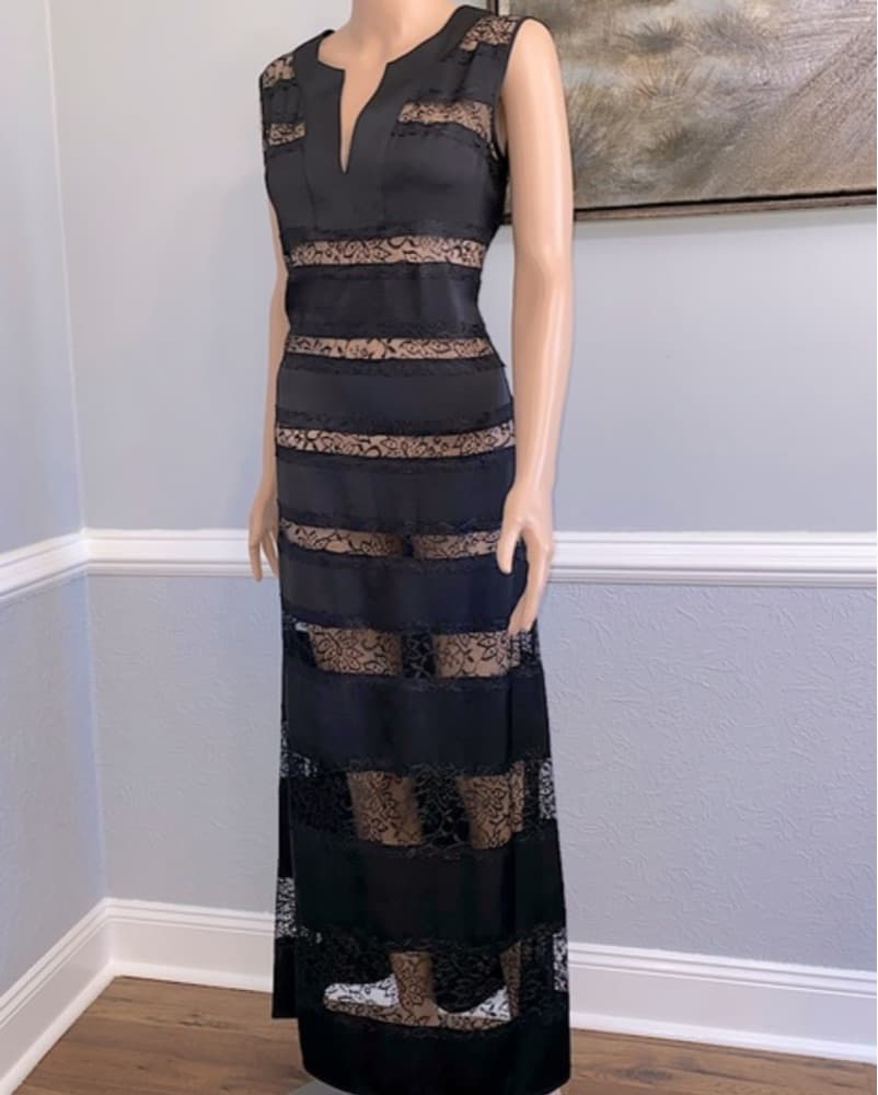 Elegant Lace-Trimmed Black Dress - Image 1
