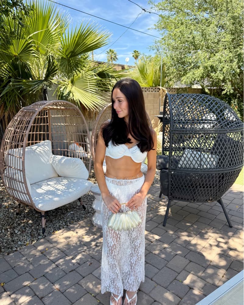 White Beach/Pool skirt  - Image 2