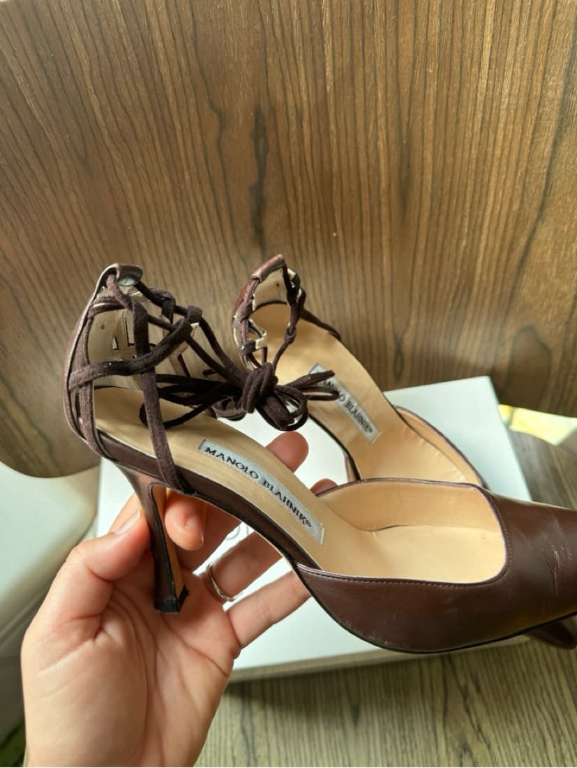 Vintage Manolo Blahnik Brown Heel - Image 3