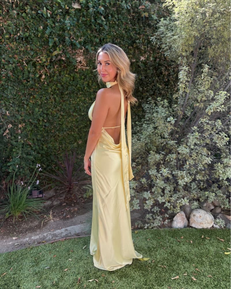 Elegant Yellow Halter Maxi Dress - Image 2