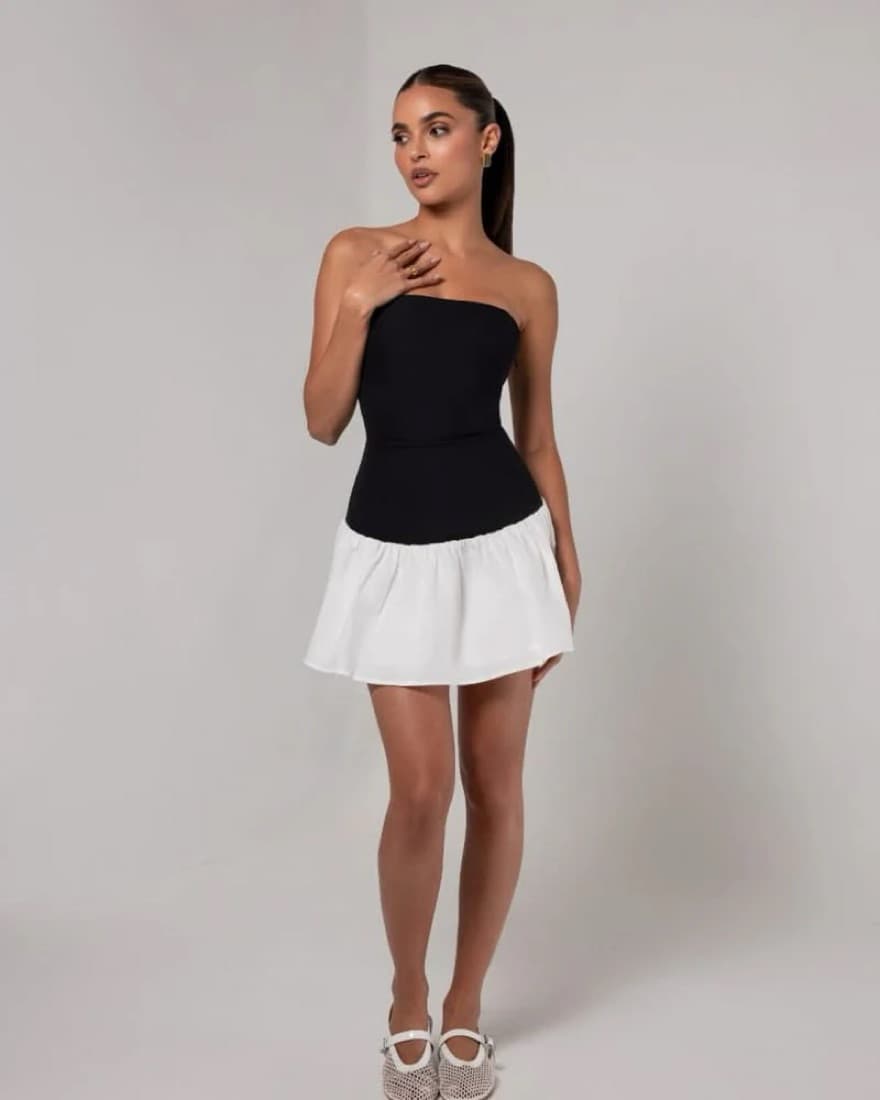 BLACK STRAPLESS COLORBLOCK FLARE MINI DR - Image 4