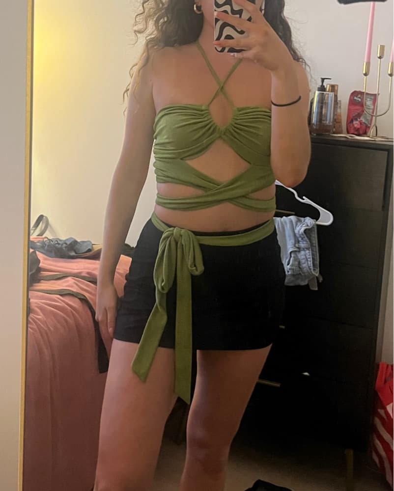 Green Crop Top - Image 1