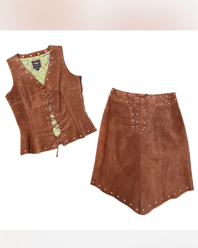 Wilson’s Leather Suede Set - Image 2