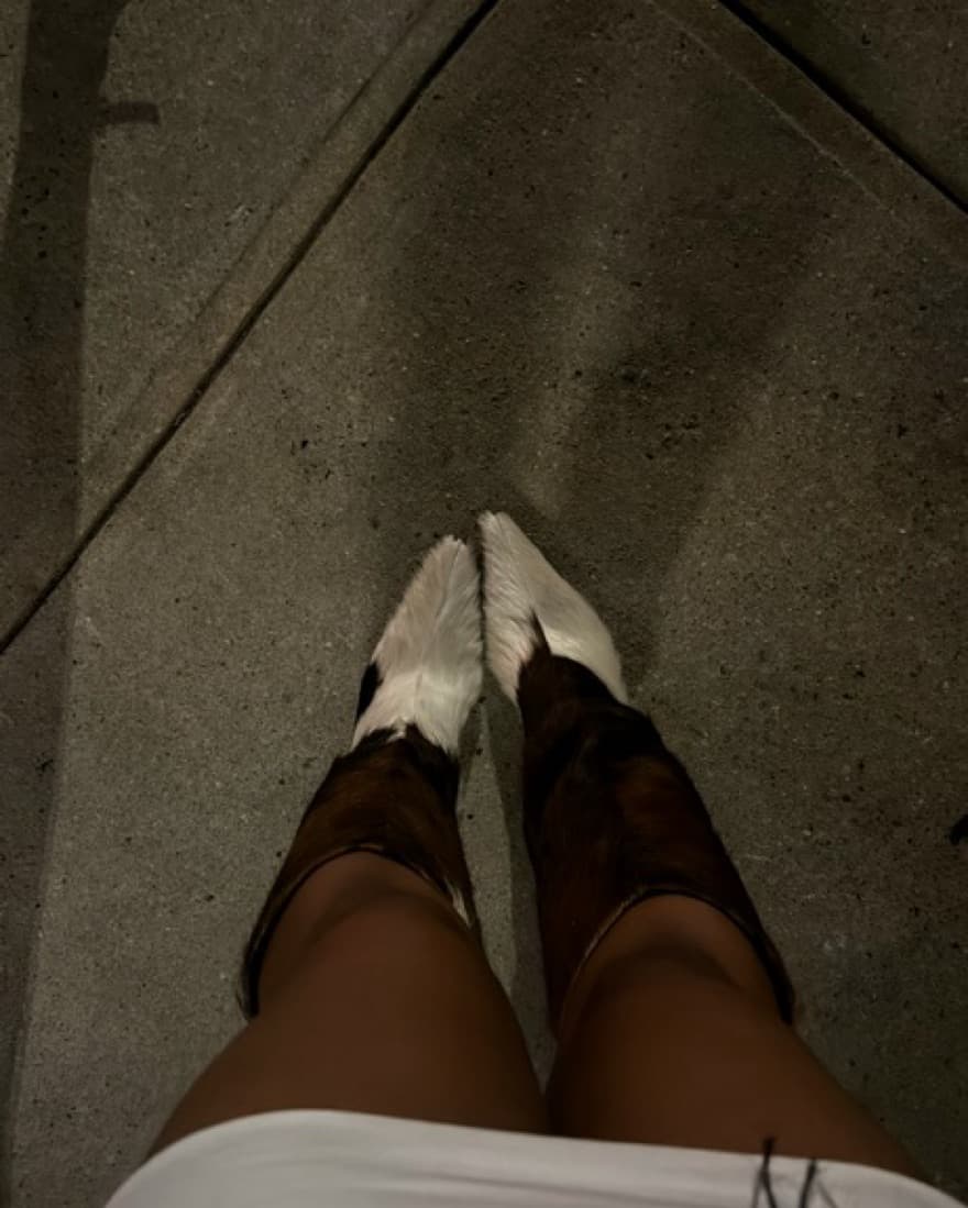 Schultz Fur boots - Image 2