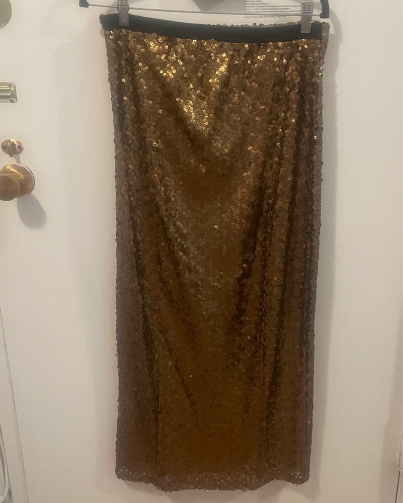 Festival Fav Gold Sequin Maxi Skirt - Image 4