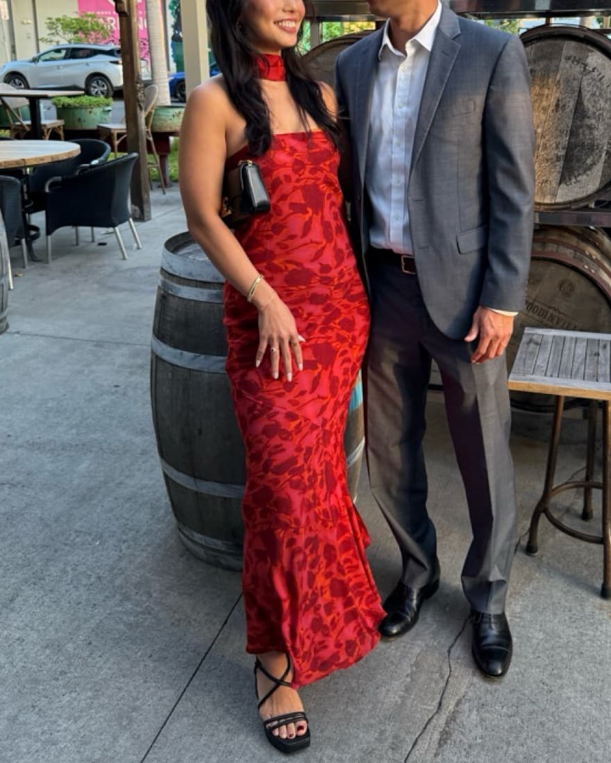Red Strapless Maxi Dress With Neck Scarf - Image 4