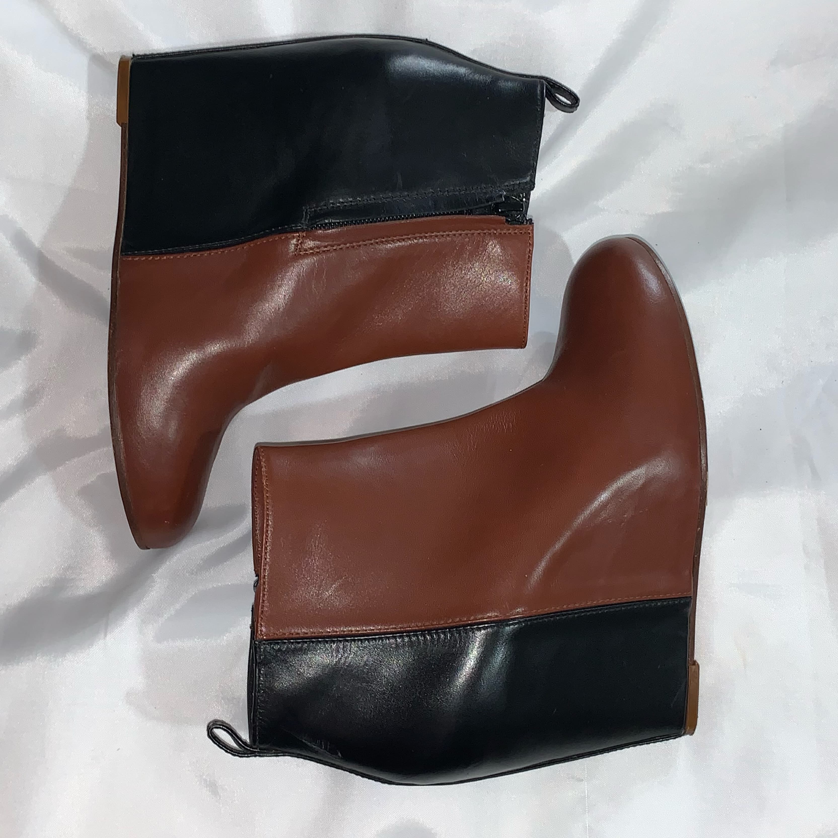 CELINE size 37.5 color block wedge BOOTS - Image 4