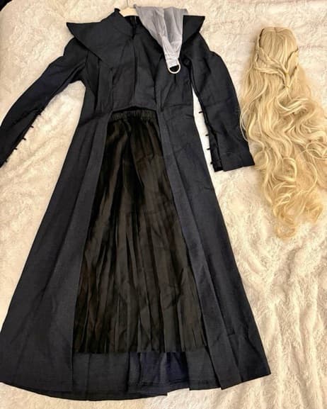 Daenerys Targaryean Costume Game Of Thro - Image 1