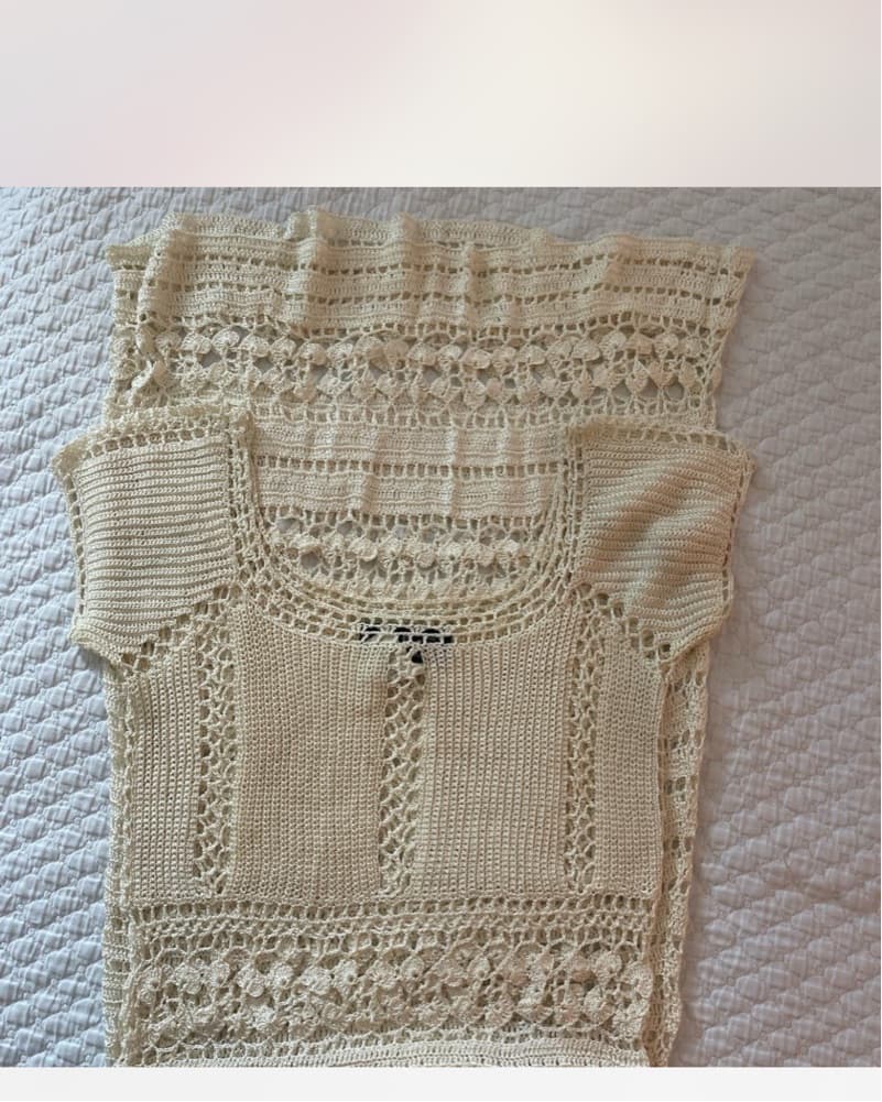 Elegant Crochet Lace Maxi Dress - Image 3