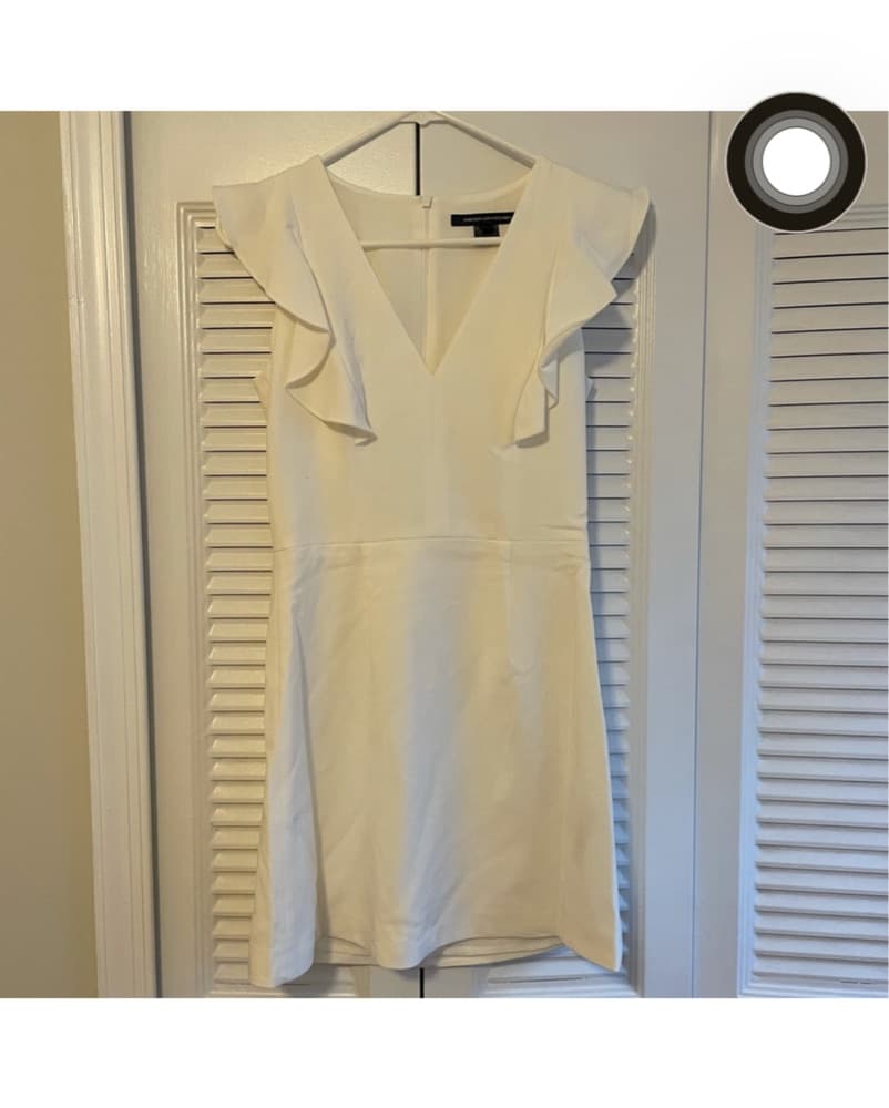 Elegant White Ruffled Dress - Image 3