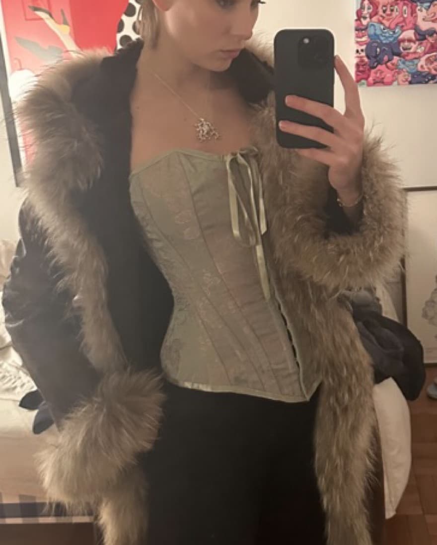 Vintage Corset - Image 2