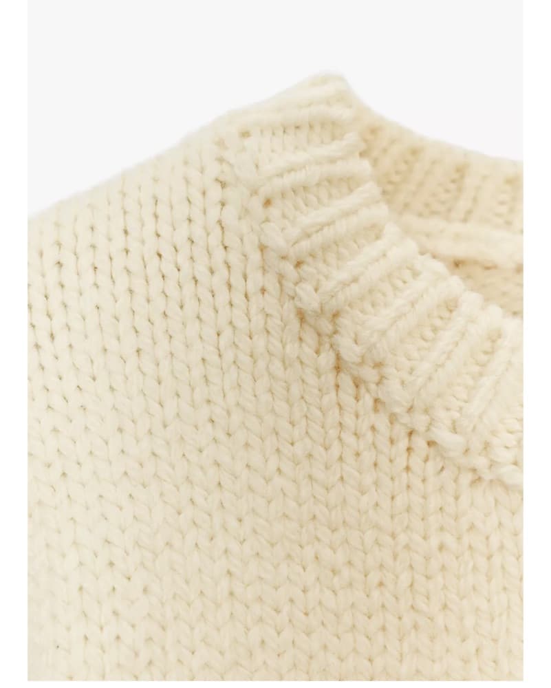 NEW WITH TAGS Zara Short Sleeve Sweater  - Image 4