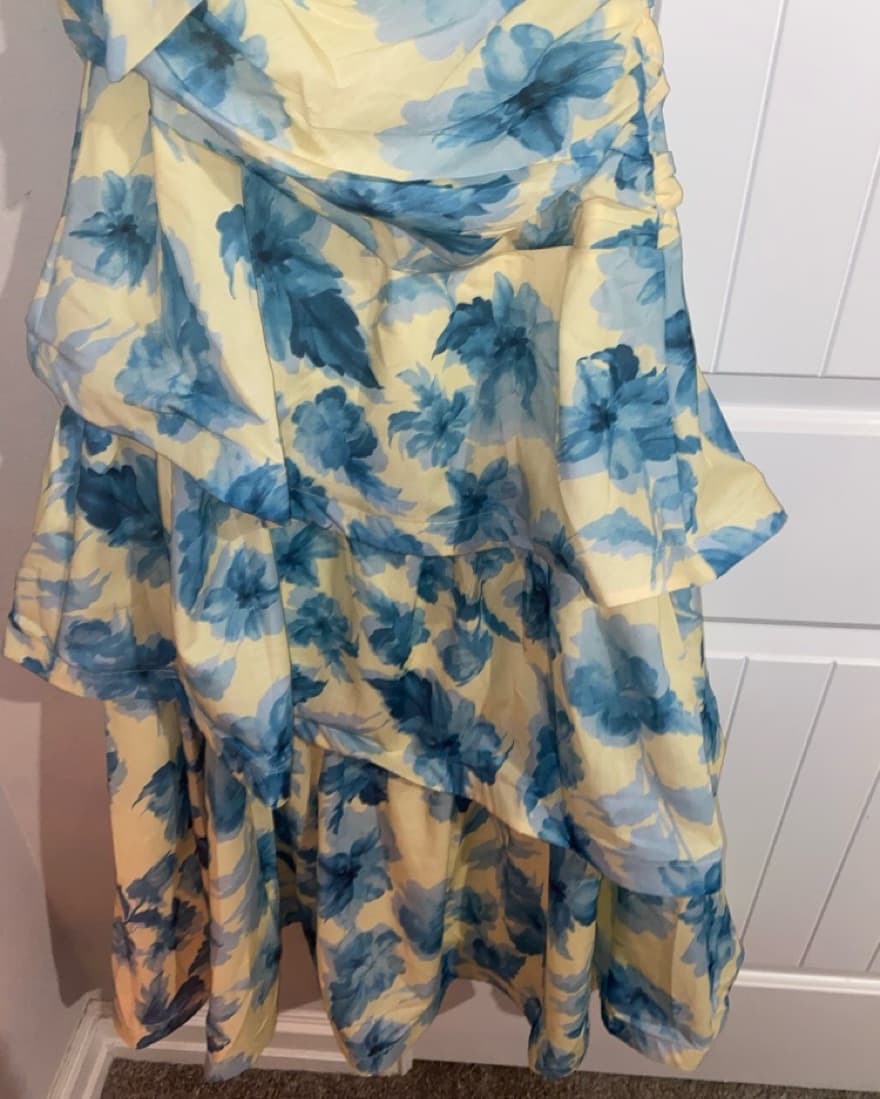 Stunning Floral One-Shoulder Maxi Dress - Image 5