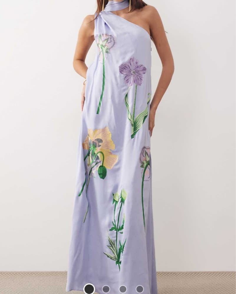 Arrange Floral Embroidered Goem - Image 4