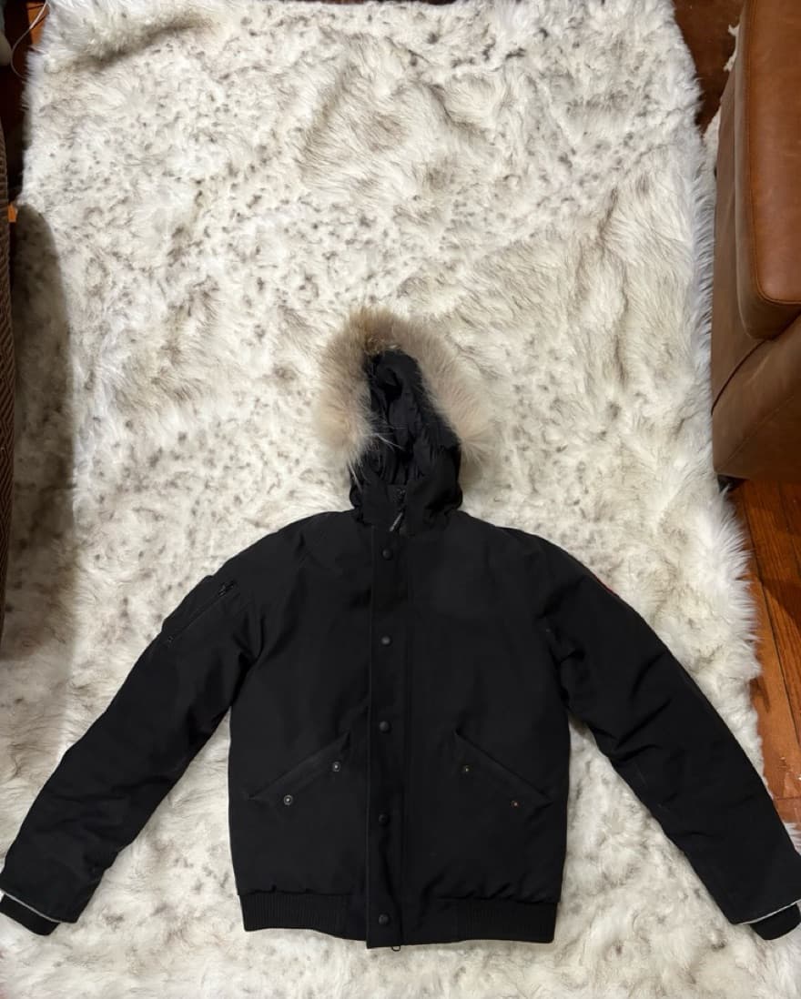 Canada Goose Cropped Puffer - Image 1