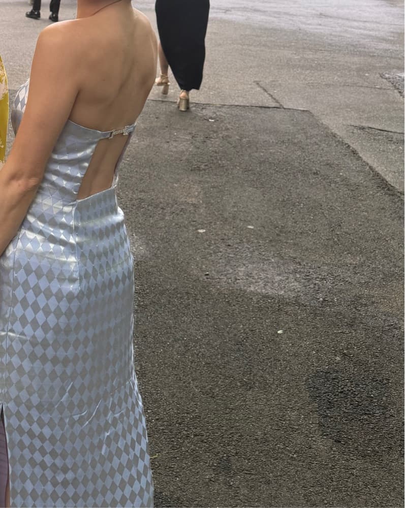 Elegant Diamond Patterned Gown - Image 3