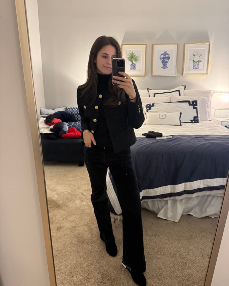 Chic Black Structured Jacket - Image 1