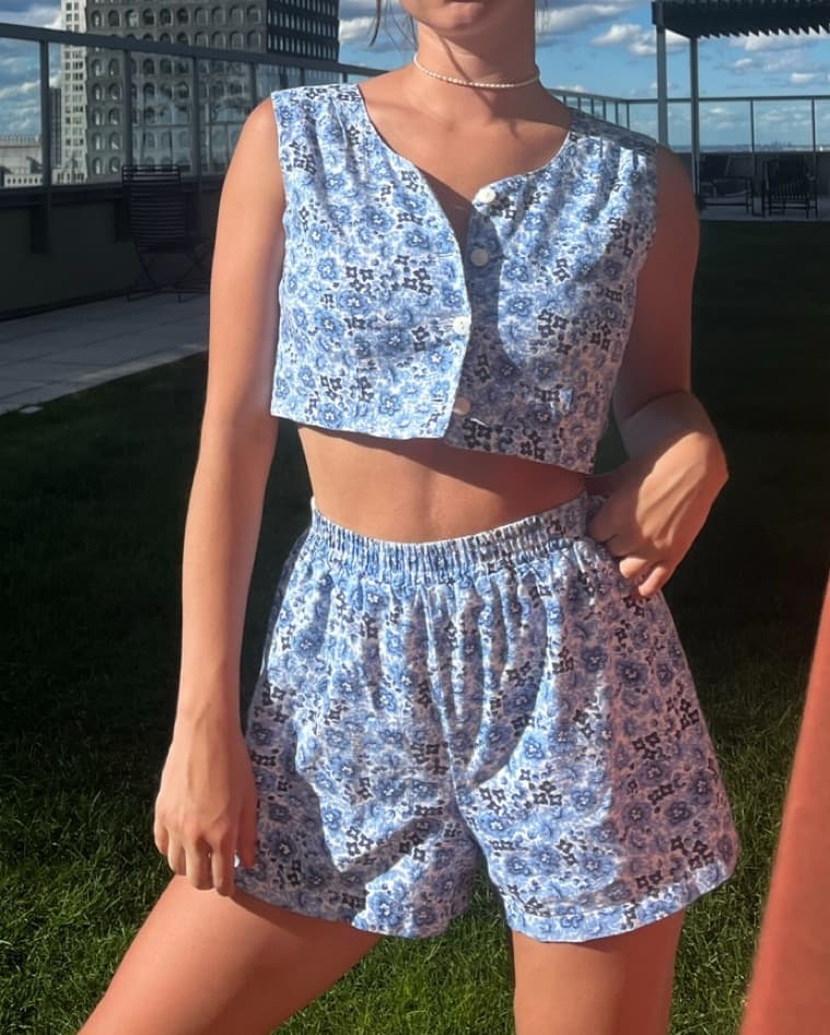 Vintage ‘90s Short Set - Image 3