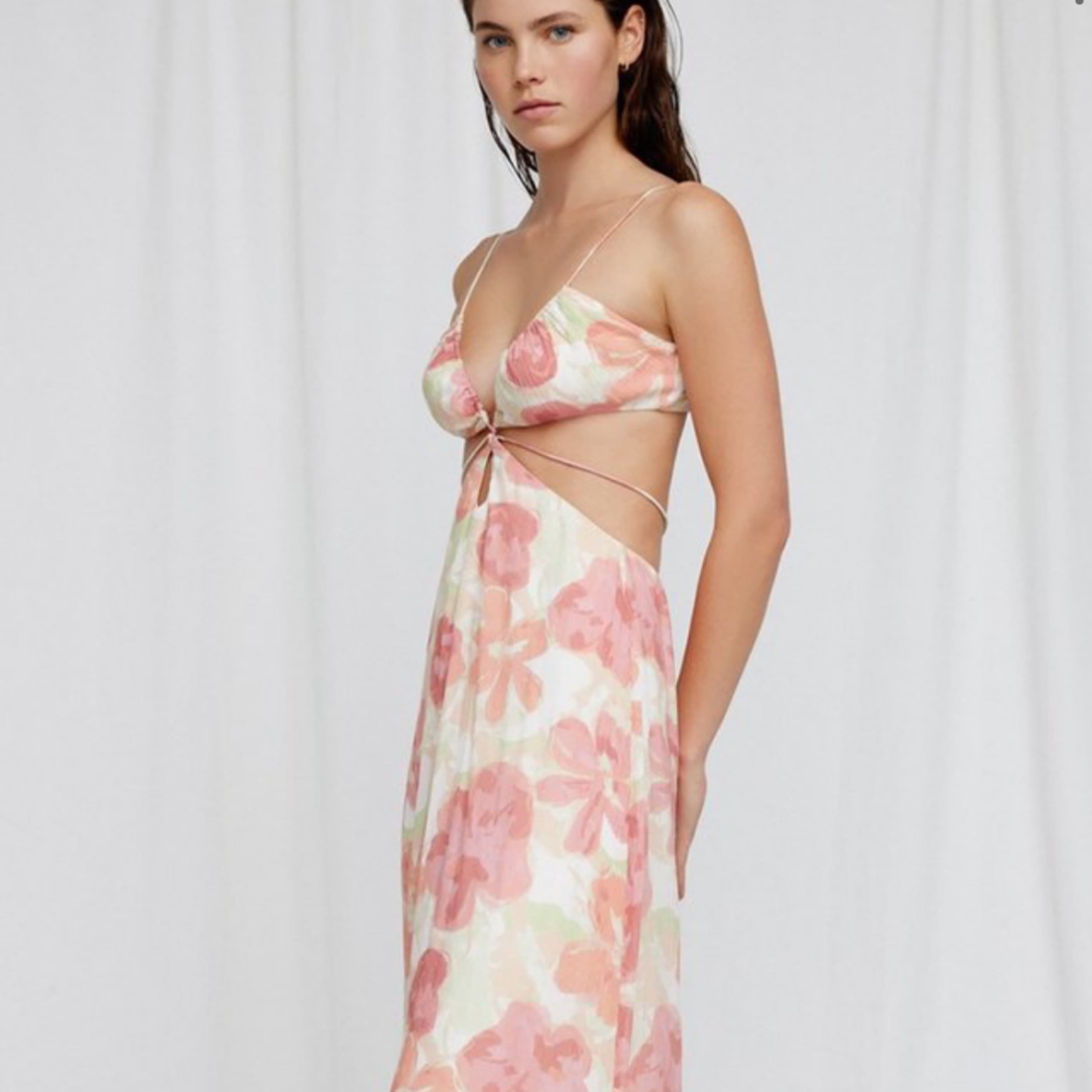Signifigant Other Naomi Midi Dress - Image 4