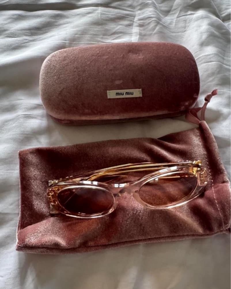 miu miu pink sunnies - Image 2
