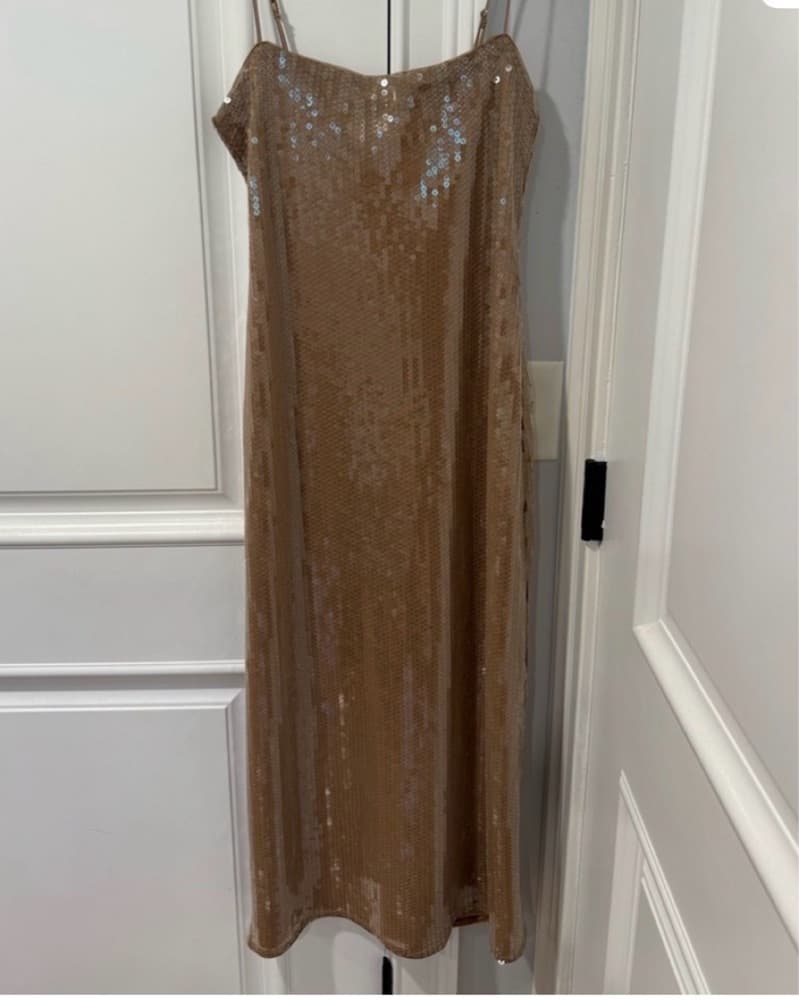 Abercrombie And Fitch Sequin Midi Dress - Image 3