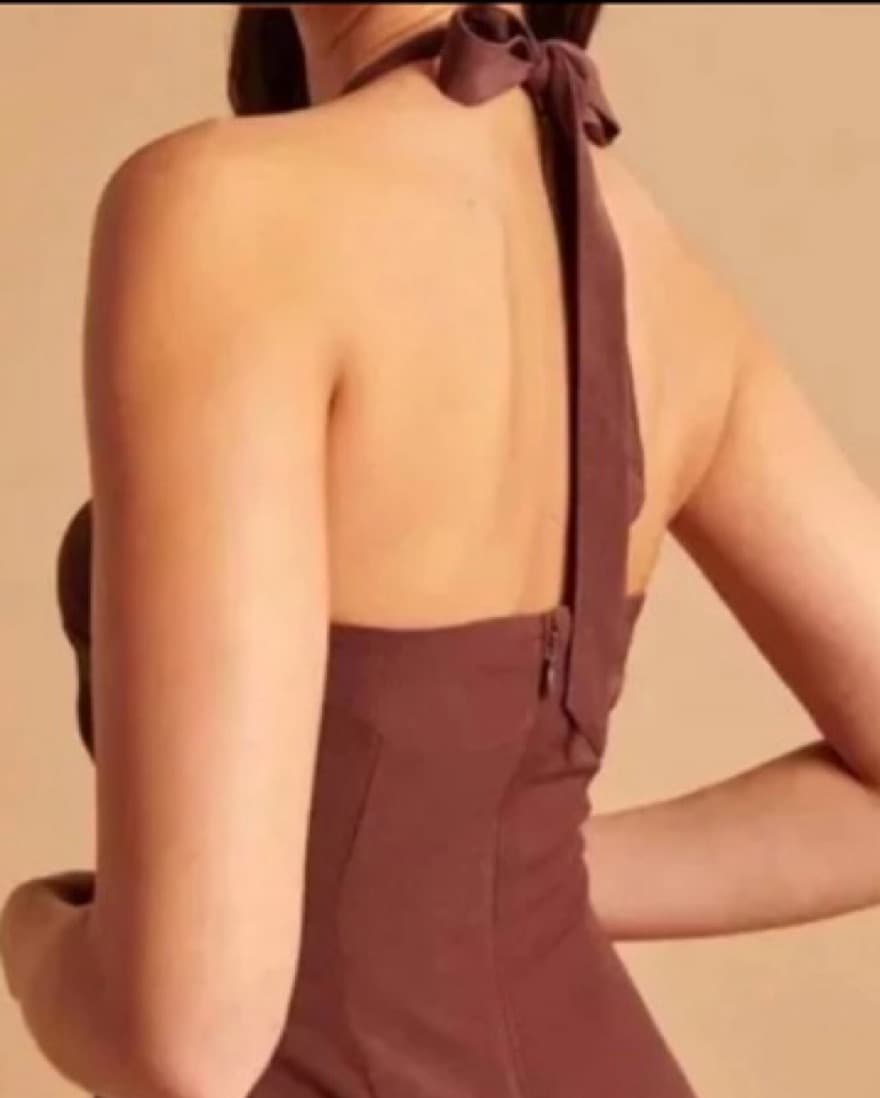 Knot Fromt Cutout Hater Midi Dress - Image 3