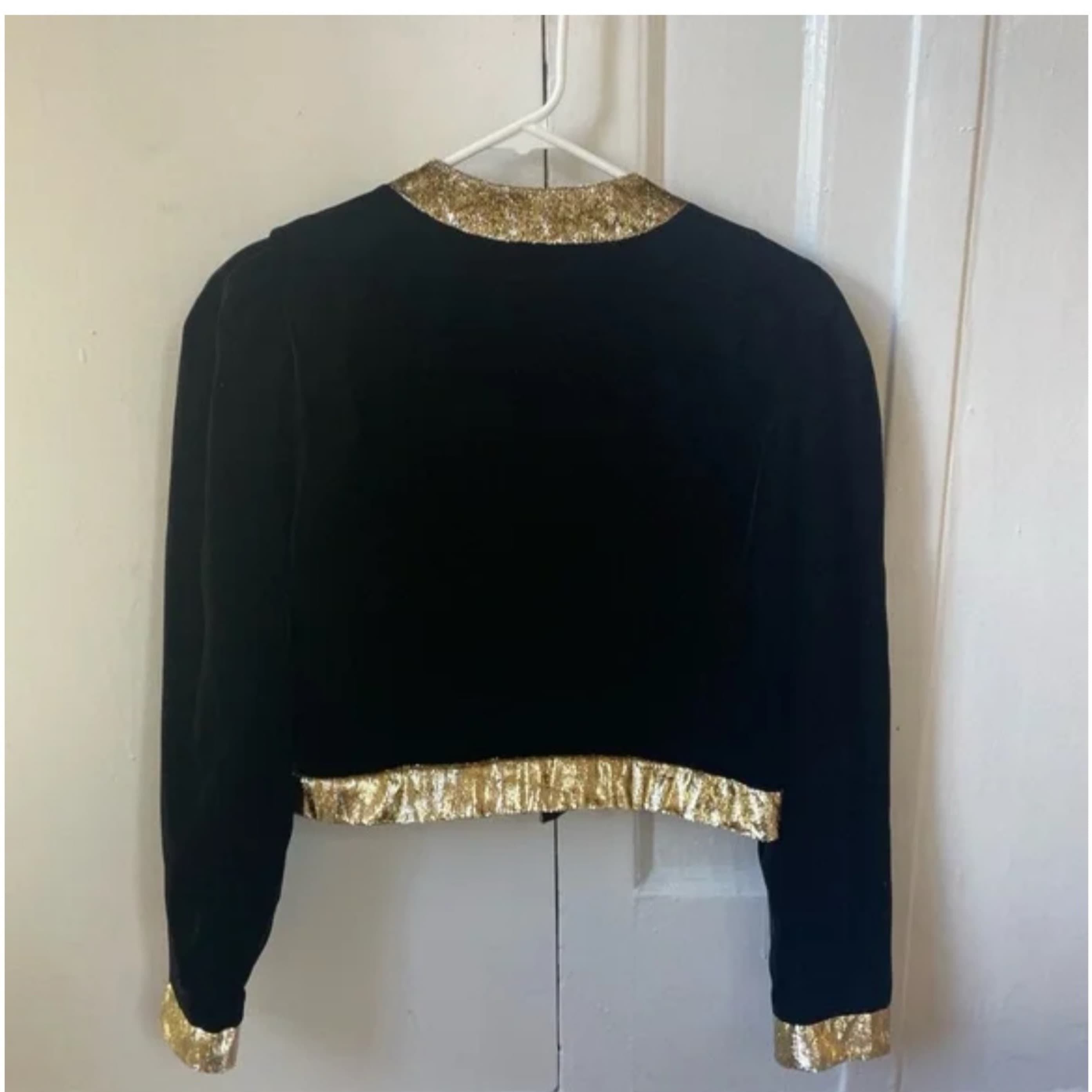 Vintage Cropped Black Blazer - Image 2