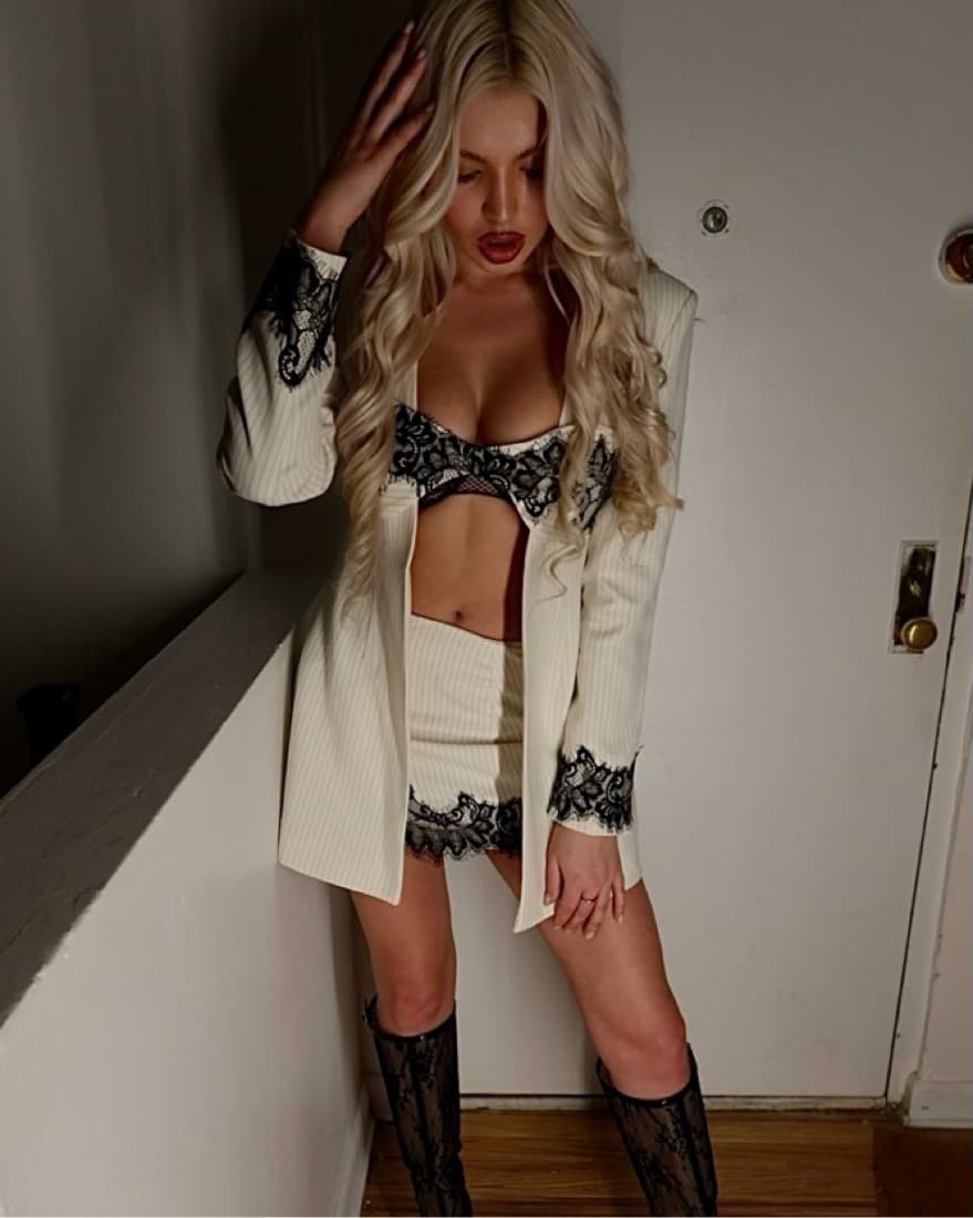 blazer skirt set  - Image 3
