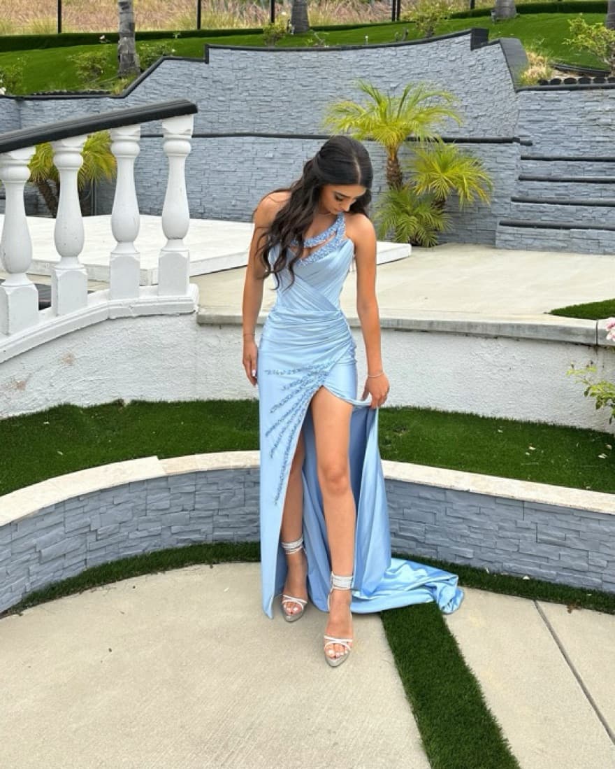 ALBINA DYLA baby blue beaded gown - Image 3
