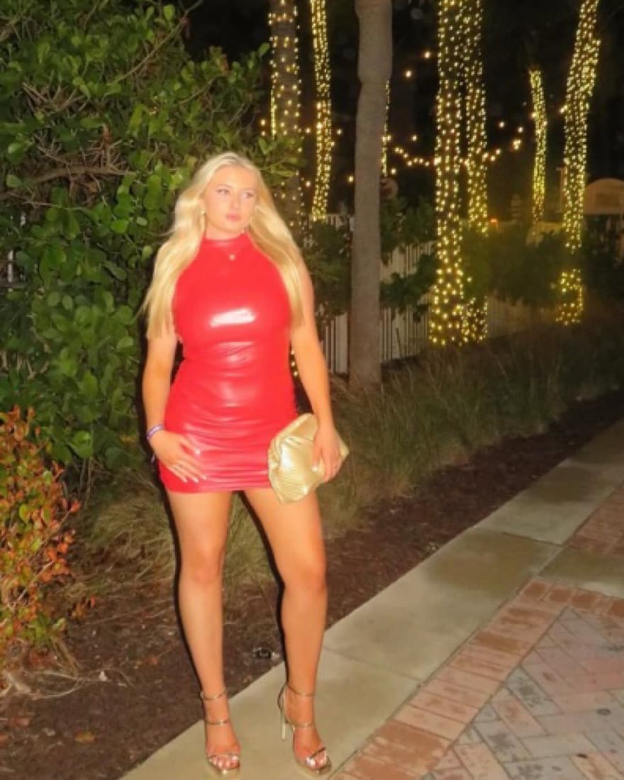 Red mini latex dress - Image 2