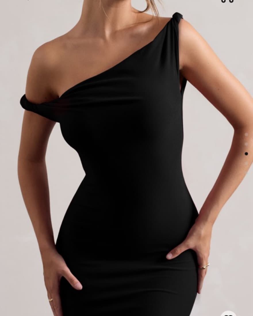 Lita Twisted Assymetric Maxi Dress - Image 1