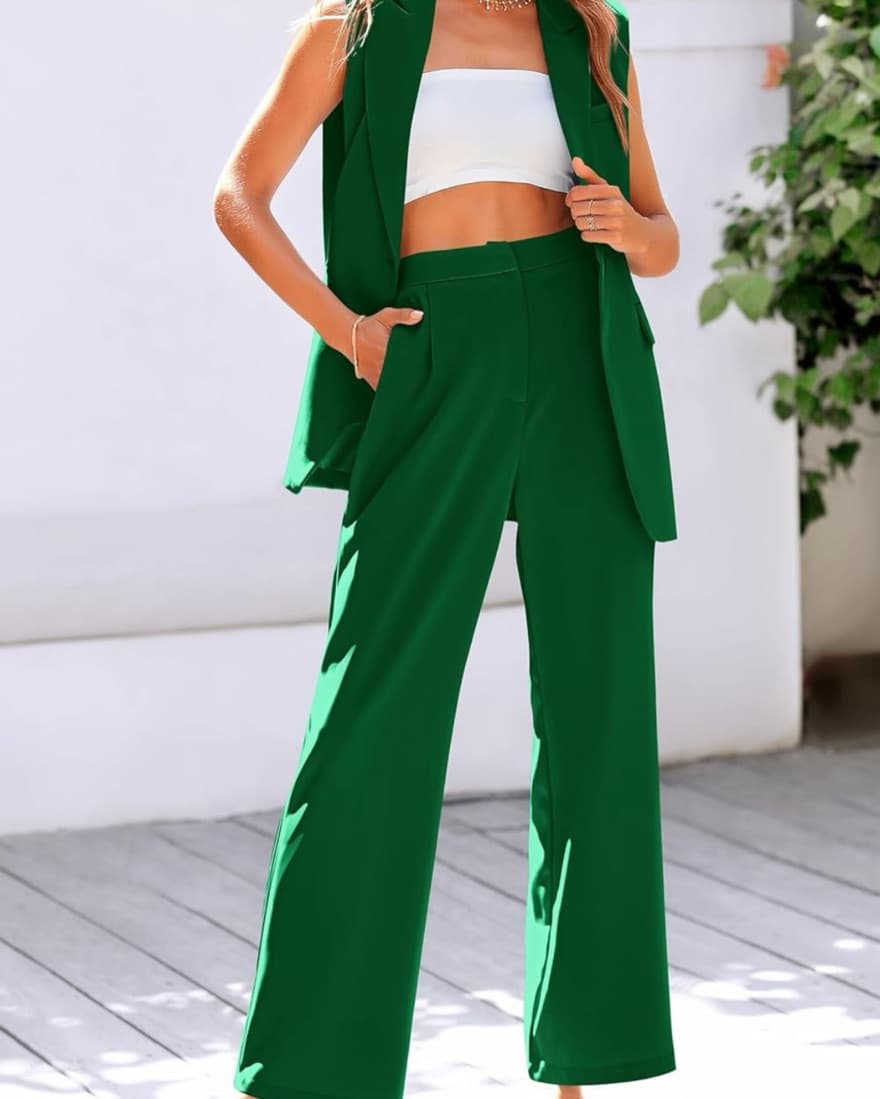 Emerald Green Sleeveless Blazer Suit Set - Image 3